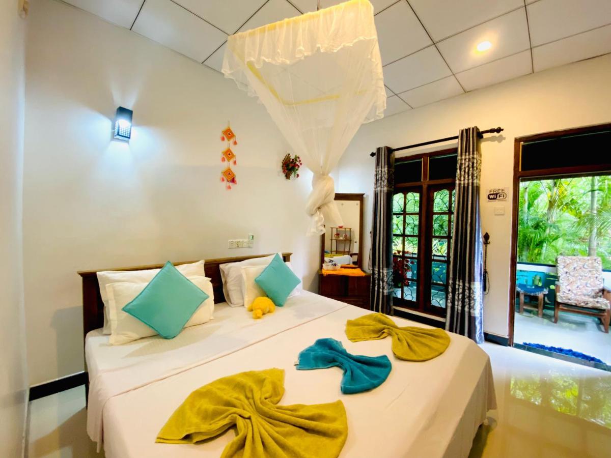 The Jungle Path Lodge Сигирия Экстерьер фото